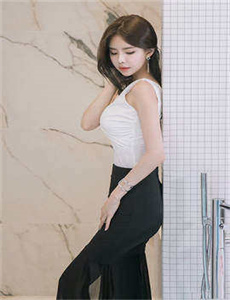女检察官