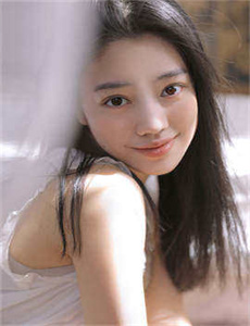 电影大追捕-文章和白百合的电影