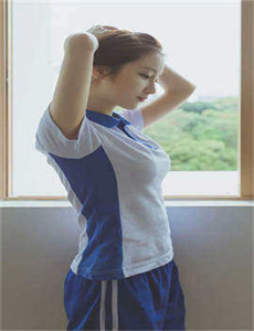 12周岁女洗澡免费观看-写的超细的C入过程